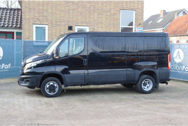 Iveco Daily 40C21 Hi-Matic - Skåpbil: bild 1 Iveco Daily 40C21 Hi-Matic - Skåpbil: bild 1