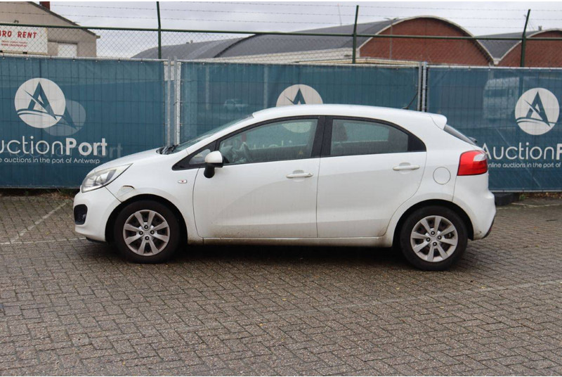 Kia New Rio - Sedan: bild 2 Kia New Rio - Sedan: bild 2