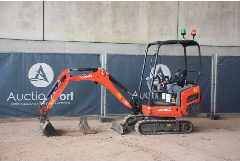 Kubota KX016-4 - Minigrävmaskin: bild 1 Kubota KX016-4 - Minigrävmaskin: bild 1
