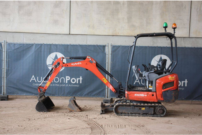 Kubota KX016-4 - Minigrävmaskin: bild 2 Kubota KX016-4 - Minigrävmaskin: bild 2