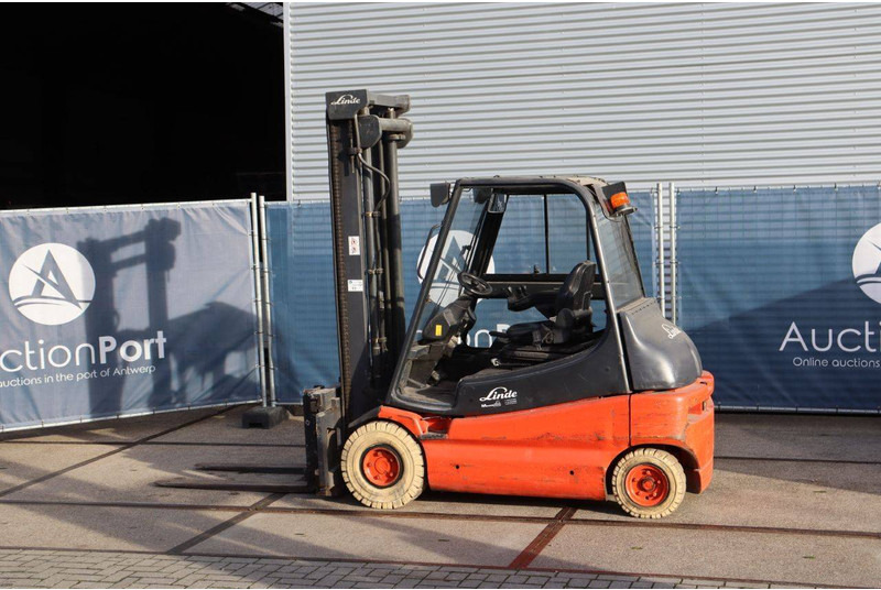 Linde E30-02 - Eltruck: bild 3 Linde E30-02 - Eltruck: bild 3