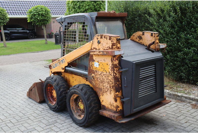 Mustang 2040 - Hjullastare: bild 4 Mustang 2040 - Hjullastare: bild 4