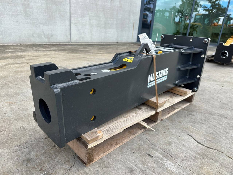 Mustang HM 1002 - Hydraulisk hammare: bild 2 Mustang HM 1002 - Hydraulisk hammare: bild 2