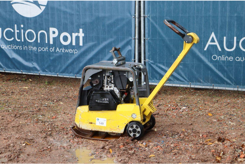 Neuson DPU3760 - Vibroplatta: bild 2 Neuson DPU3760 - Vibroplatta: bild 2