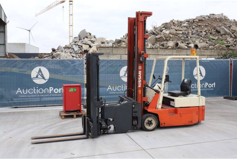 Nissan  - Eltruck: bild 1 Nissan  - Eltruck: bild 1