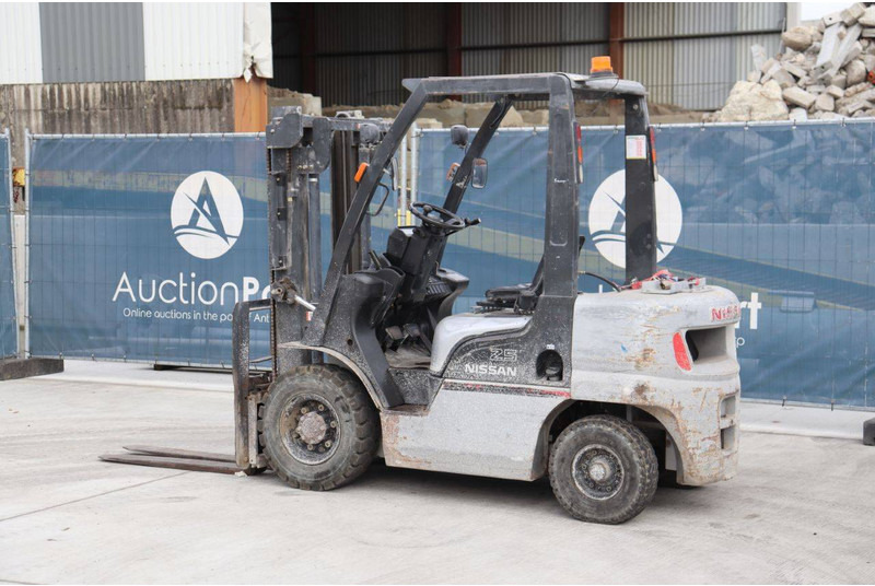 Nissan PL02 - Gasoltruck: bild 3 Nissan PL02 - Gasoltruck: bild 3