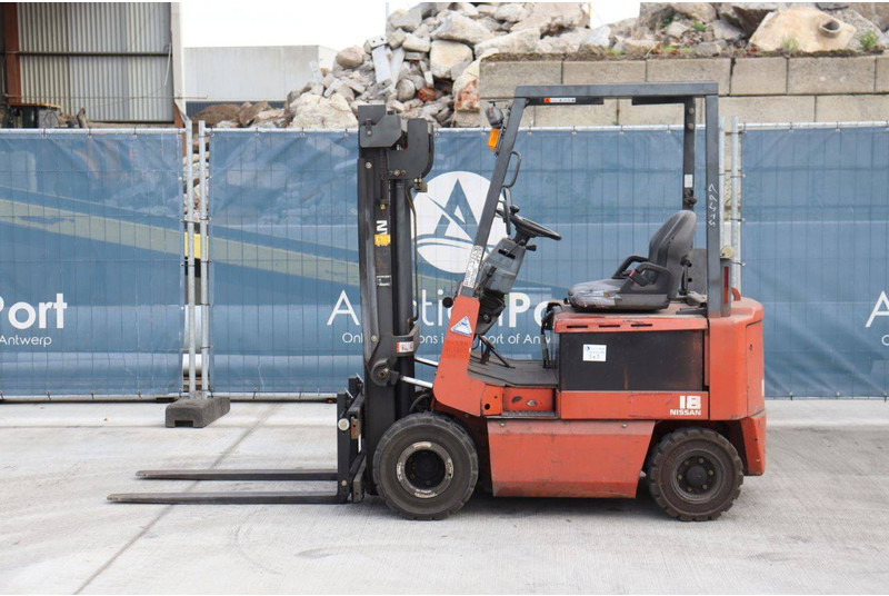 Nissan XP01 - Eltruck: bild 2 Nissan XP01 - Eltruck: bild 2