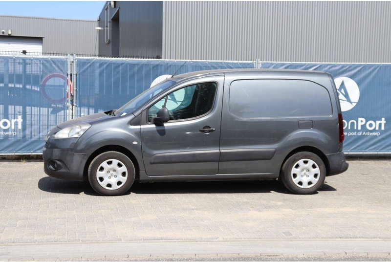 Peugeot Partner - Skåpbil: bild 1 Peugeot Partner - Skåpbil: bild 1