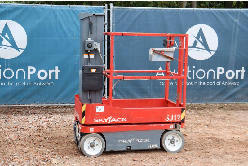 Skyjack SJ12 - Lift: bild 1 Skyjack SJ12 - Lift: bild 1