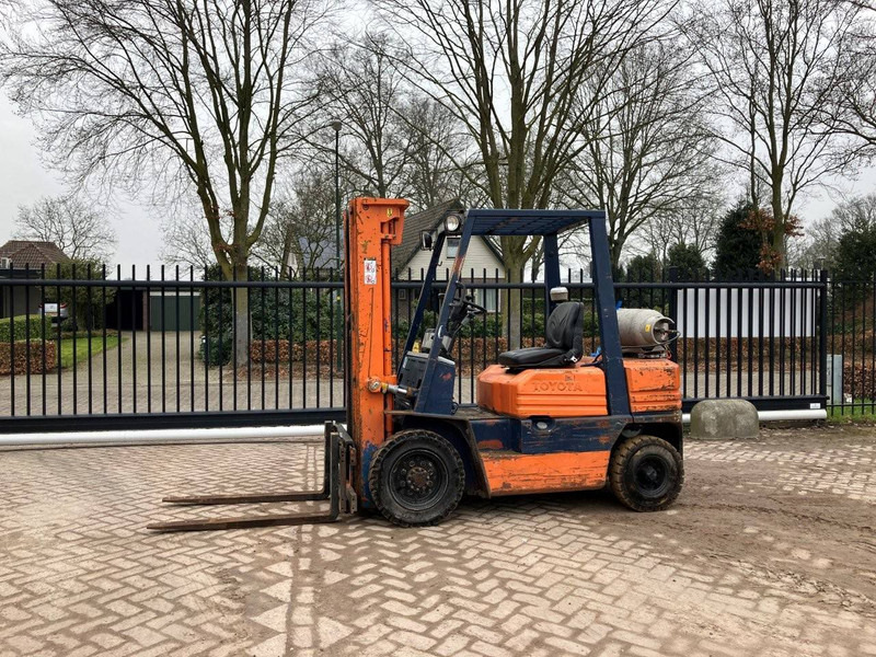 Toyota 42-5FGF 25 - Gasoltruck: bild 2 Toyota 42-5FGF 25 - Gasoltruck: bild 2