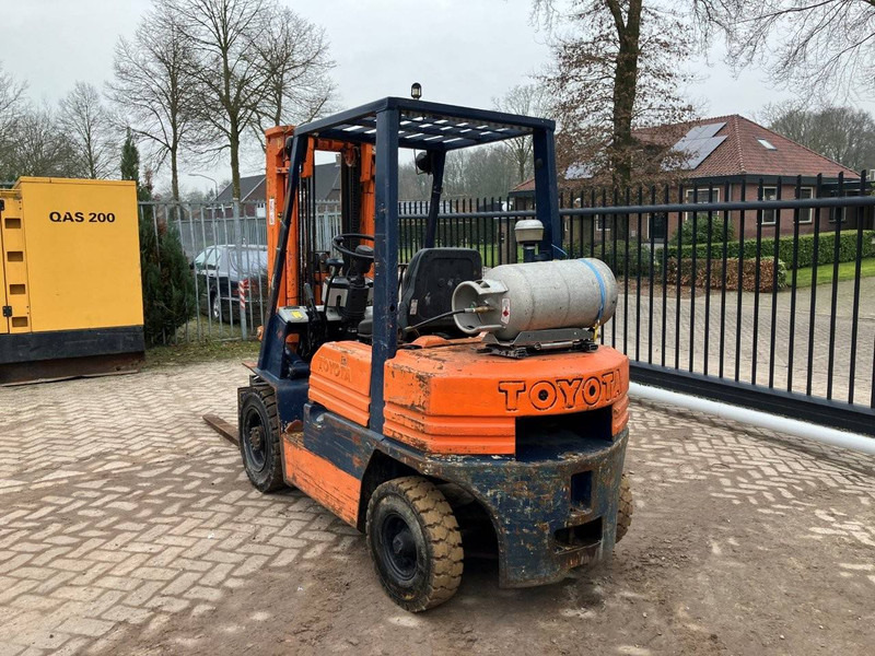 Toyota 42-5FGF 25 - Gasoltruck: bild 4 Toyota 42-5FGF 25 - Gasoltruck: bild 4