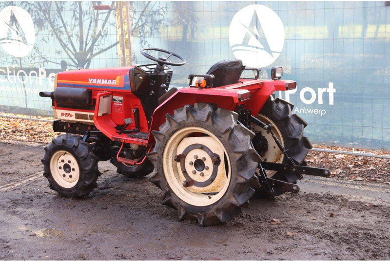 Yanmar F17D - Traktor: bild 3 Yanmar F17D - Traktor: bild 3