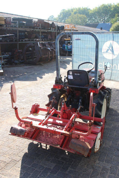 Yanmar KE-50 - Traktor: bild 5 Yanmar KE-50 - Traktor: bild 5