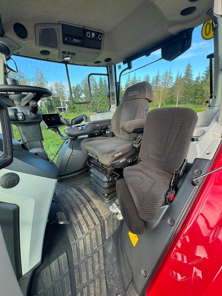 Traktor Valtra T255: bild 6