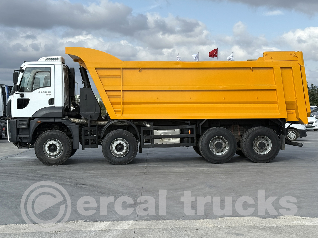 FORD 2017 FORD CARGO 4142 D / MANUAL-AC -EURO6-8X4-HARDOX TIPPER - Tippbil lastbil: bild 5 FORD 2017 FORD CARGO 4142 D / MANUAL-AC -EURO6-8X4-HARDOX TIPPER - Tippbil lastbil: bild 5