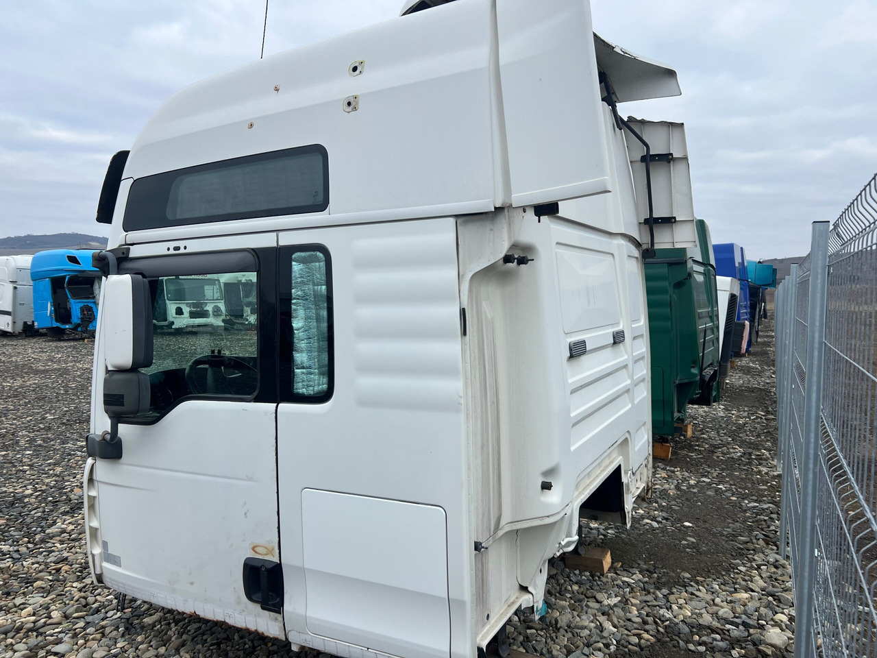 CABINA MAN TGA XXL - Hytt för Lastbil: bild 4 CABINA MAN TGA XXL - Hytt för Lastbil: bild 4