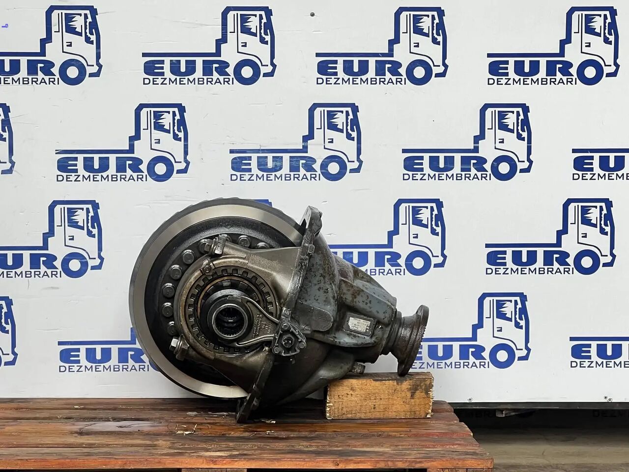 DIFERENTIAL MERCEDES HL8 R=41:8 R=5.125 - Differential för Lastbil: bild 3 DIFERENTIAL MERCEDES HL8 R=41:8 R=5.125 - Differential för Lastbil: bild 3
