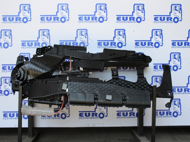 SISTEM CLIMATIZARE MERCEDES ACTROS MP4 A0004460977, A9608312845, A9608302860, A0004460777, A9608300560 - A/C reservdel för Lastbil: bild 2 SISTEM CLIMATIZARE MERCEDES ACTROS MP4 A0004460977, A9608312845, A9608302860, A0004460777, A9608300560 - A/C reservdel för Lastbil: bild 2