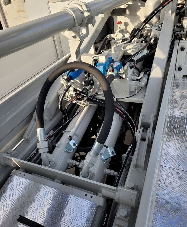 Mercedes-Benz New BMS BCP M22 ZX-4 on chassis - Betongpump: bild 2 Mercedes-Benz New BMS BCP M22 ZX-4 on chassis - Betongpump: bild 2