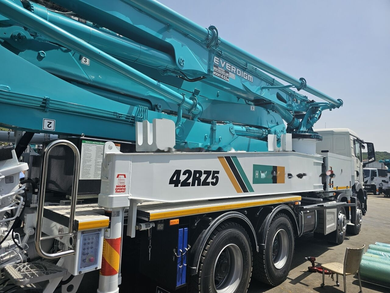 Mercedes-Benz New Everdigm ECP 42 CX 5 ECP 42 CX5 on chassis - Betongpump: bild 3 Mercedes-Benz New Everdigm ECP 42 CX 5 ECP 42 CX5 on chassis - Betongpump: bild 3