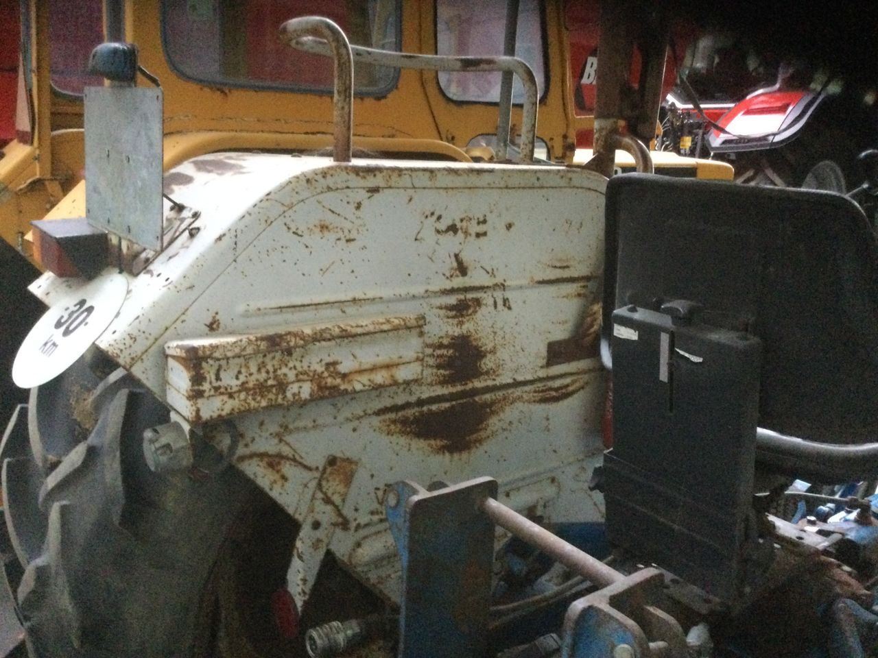 Ford 4000 - Traktor: bild 4 Ford 4000 - Traktor: bild 4