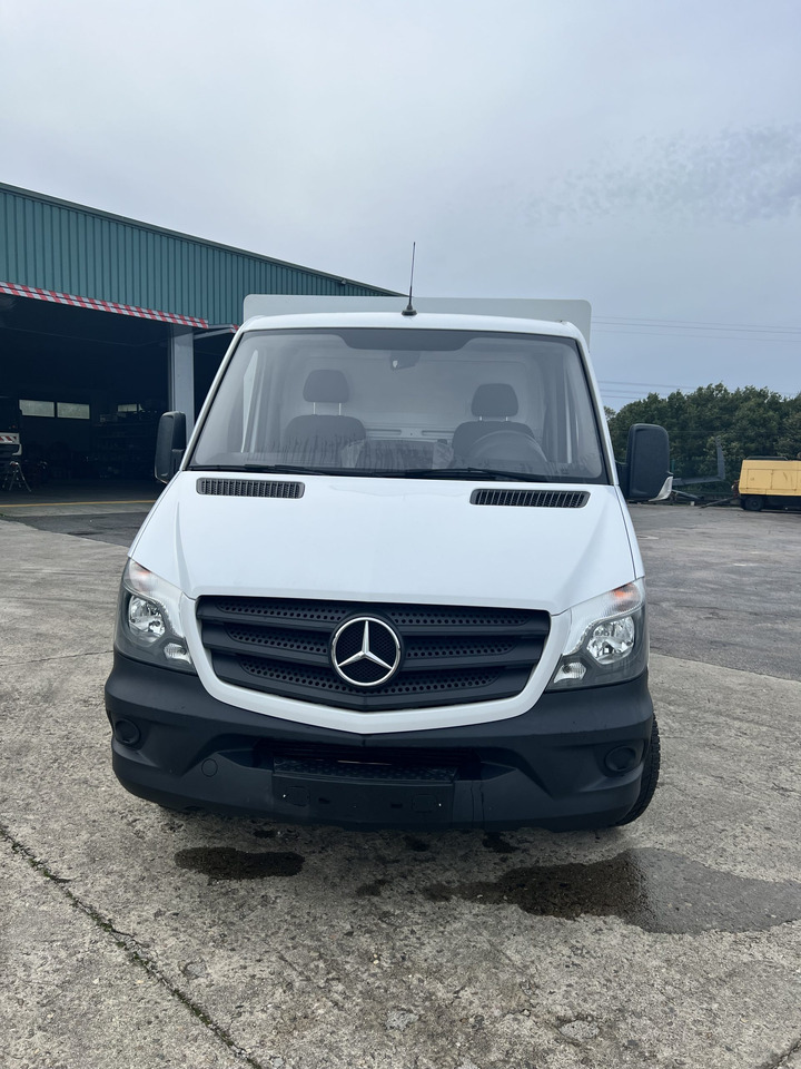 CAMION HELADERO 3.5T MERCEDES SPRINTER - Kylbil: bild 2 CAMION HELADERO 3.5T MERCEDES SPRINTER - Kylbil: bild 2