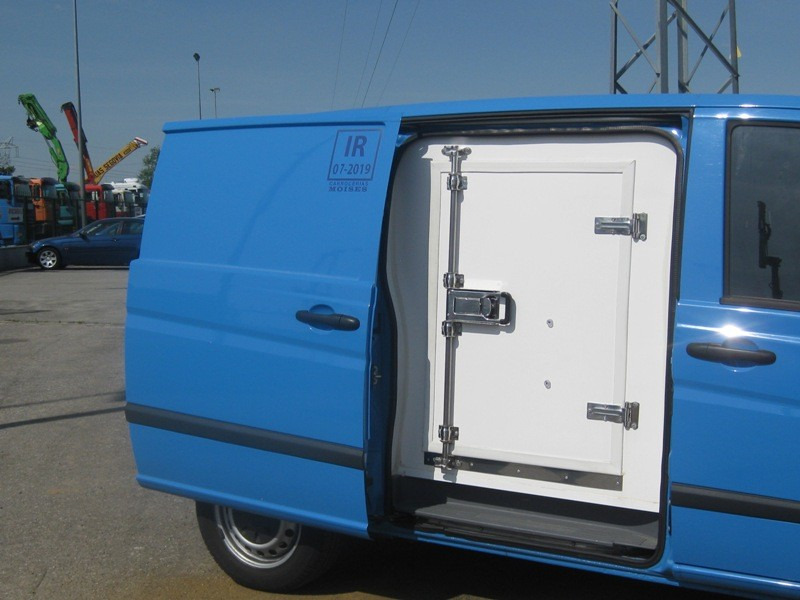 Kylbil FURGONETA FRIGORIFICA MERCEDES VITO111 CDI: bild 7