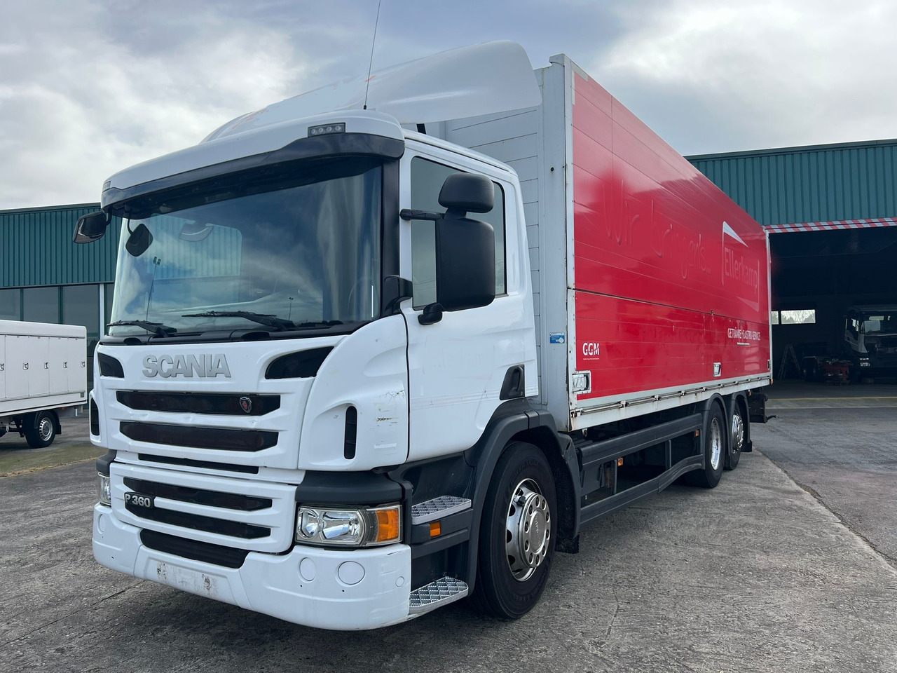 SCANIA 360 CON CAJA DE BEBIDAS - Dryckestransport lastbil: bild 3 SCANIA 360 CON CAJA DE BEBIDAS - Dryckestransport lastbil: bild 3