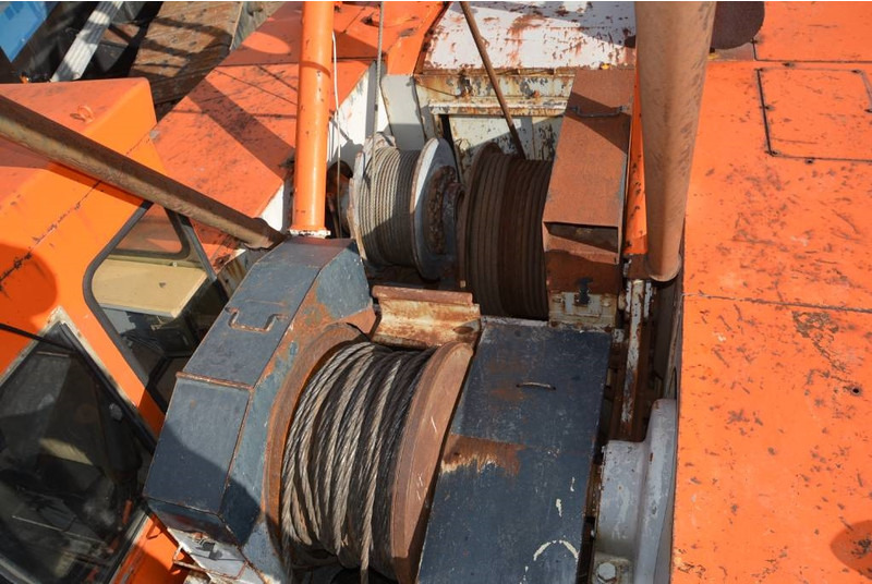 Bandgående kran Hitachi KH 150-3: bild 8 Bandgående kran Hitachi KH 150-3: bild 8