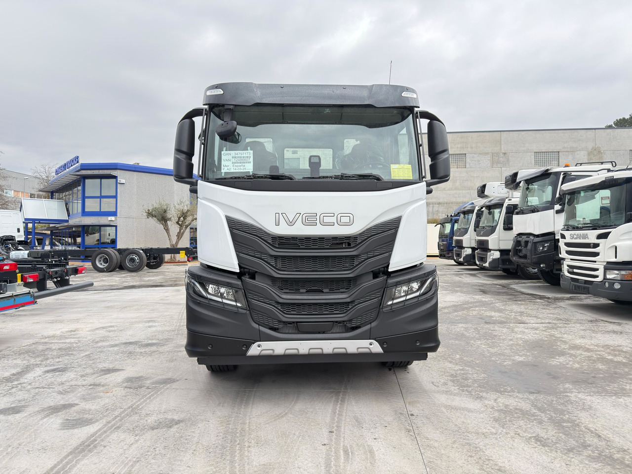 IVECO AD280X46 YPS ON X-Way E6 (Chassis) - Chassi lastbil: bild 3 IVECO AD280X46 YPS ON X-Way E6 (Chassis) - Chassi lastbil: bild 3