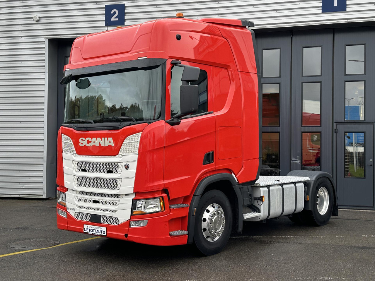 SCANIA R 450 A4x2NA - Dragbil: bild 4 SCANIA R 450 A4x2NA - Dragbil: bild 4