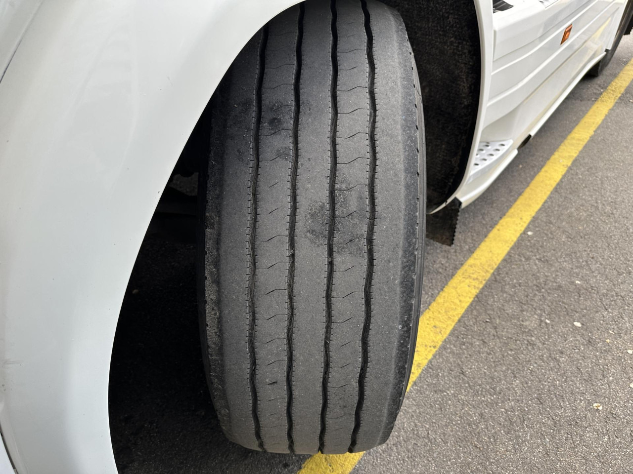 SCANIA R 450 LA4x2MNA - Dragbil: bild 3 SCANIA R 450 LA4x2MNA - Dragbil: bild 3