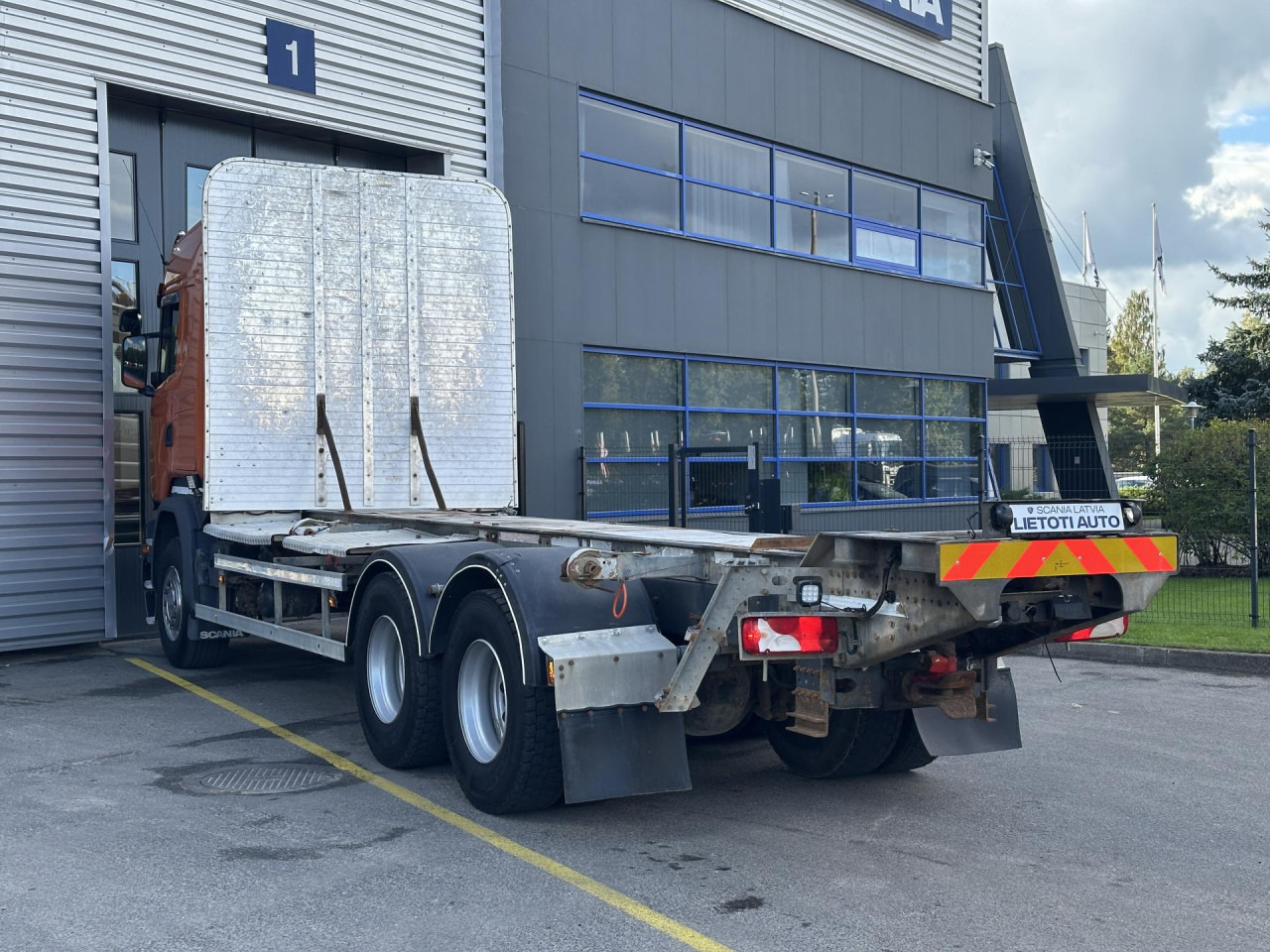 SCANIA R 450 CB6x4HHZ - Chassi lastbil: bild 5 SCANIA R 450 CB6x4HHZ - Chassi lastbil: bild 5