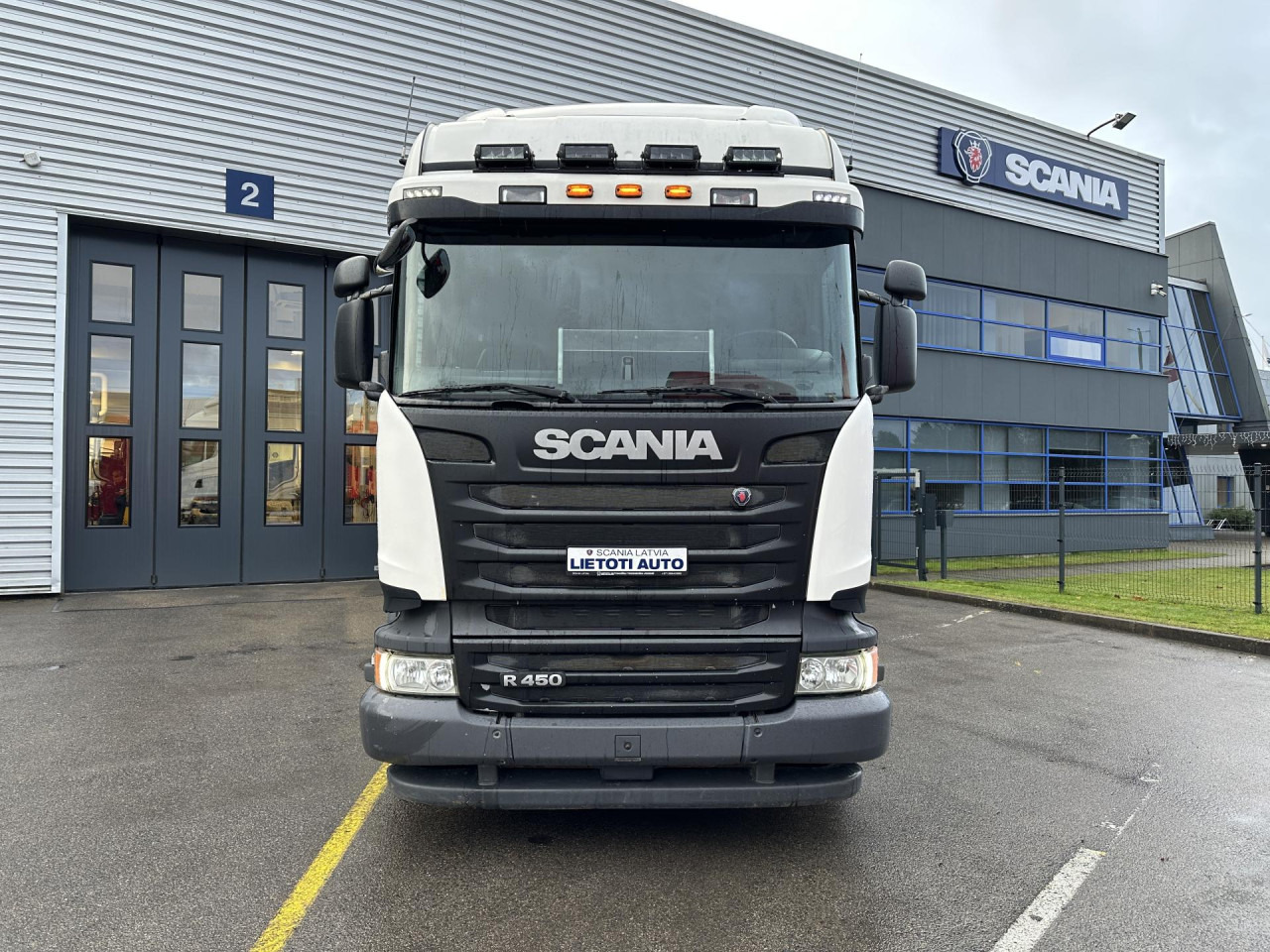 SCANIA R 450 LB8x4*4HNB - Chassi lastbil: bild 3 SCANIA R 450 LB8x4*4HNB - Chassi lastbil: bild 3