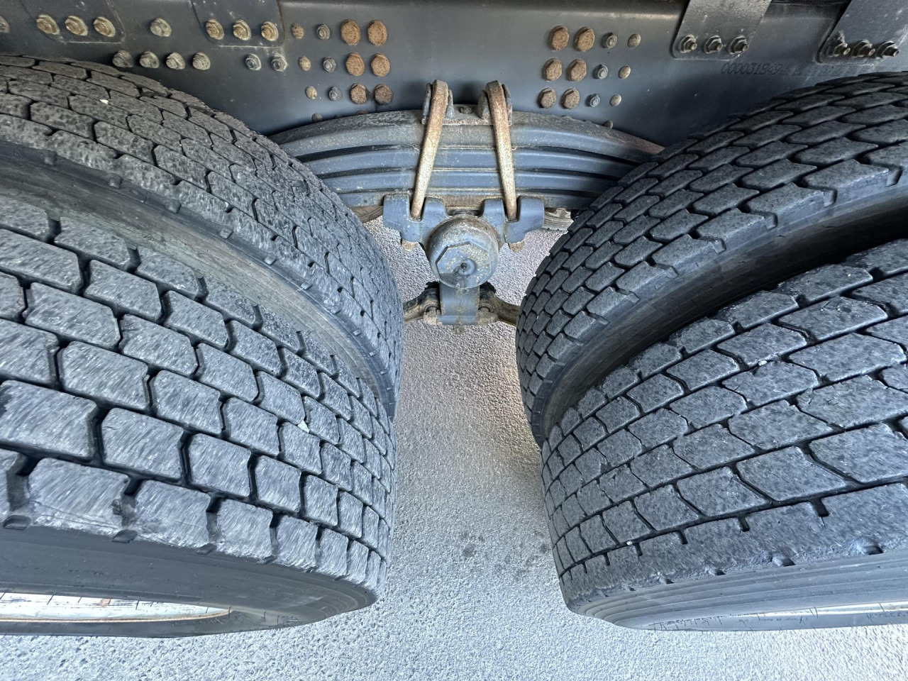 SCANIA R 500 B6x4HZ - Chassi lastbil: bild 2 SCANIA R 500 B6x4HZ - Chassi lastbil: bild 2