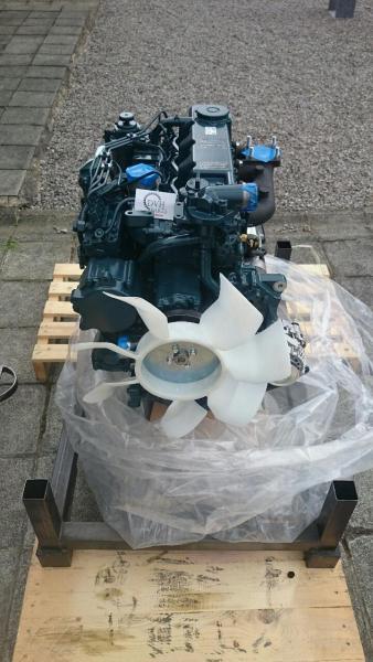 Kubota V3300 - Motor för Byggmaskiner: bild 2 Kubota V3300 - Motor för Byggmaskiner: bild 2