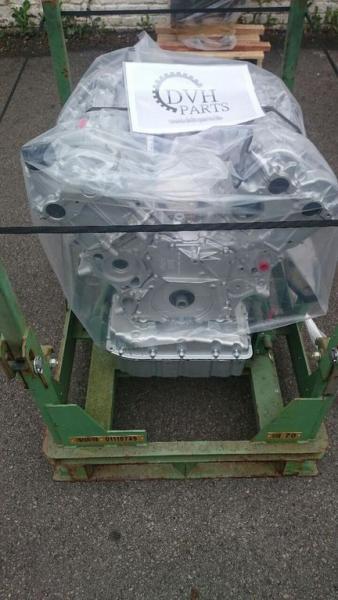 Nc Moteur MERCEDES-BENZ OM642.896 pour minibus MERCEDES-BENZ SPRINTER, OM 642 896 neuf - Motor för Minibuss: bild 1 Nc Moteur MERCEDES-BENZ OM642.896 pour minibus MERCEDES-BENZ SPRINTER, OM 642 896 neuf - Motor för Minibuss: bild 1