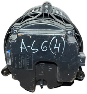 Mercedes-Benz - Fläktmotor: bild 2 Mercedes-Benz - Fläktmotor: bild 2