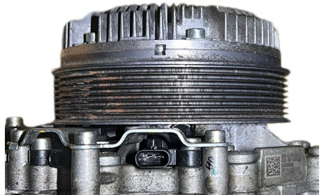 Mercedes-Benz MP5 - Kylvätskepump: bild 3 Mercedes-Benz MP5 - Kylvätskepump: bild 3