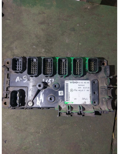 Mercedes-Benz VDO HECKMODUL - Kontrollenhet: bild 1 Mercedes-Benz VDO HECKMODUL - Kontrollenhet: bild 1