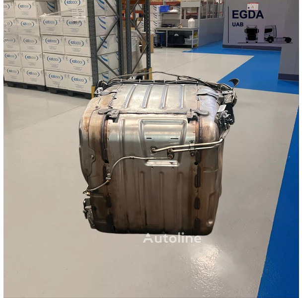 Scania R450 - Katalytisk omvandlare: bild 3 Scania R450 - Katalytisk omvandlare: bild 3