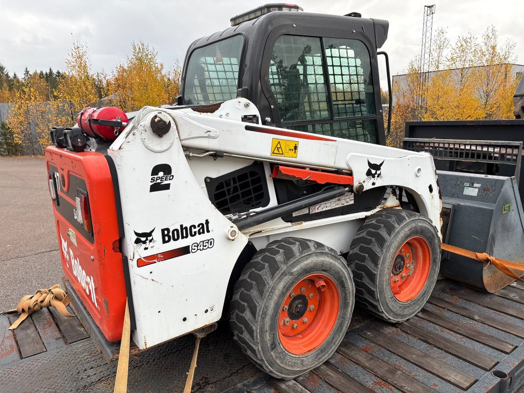 Bobcat S450 - Kompaktlastare/ Slirstyrda lastare: bild 5 Bobcat S450 - Kompaktlastare/ Slirstyrda lastare: bild 5