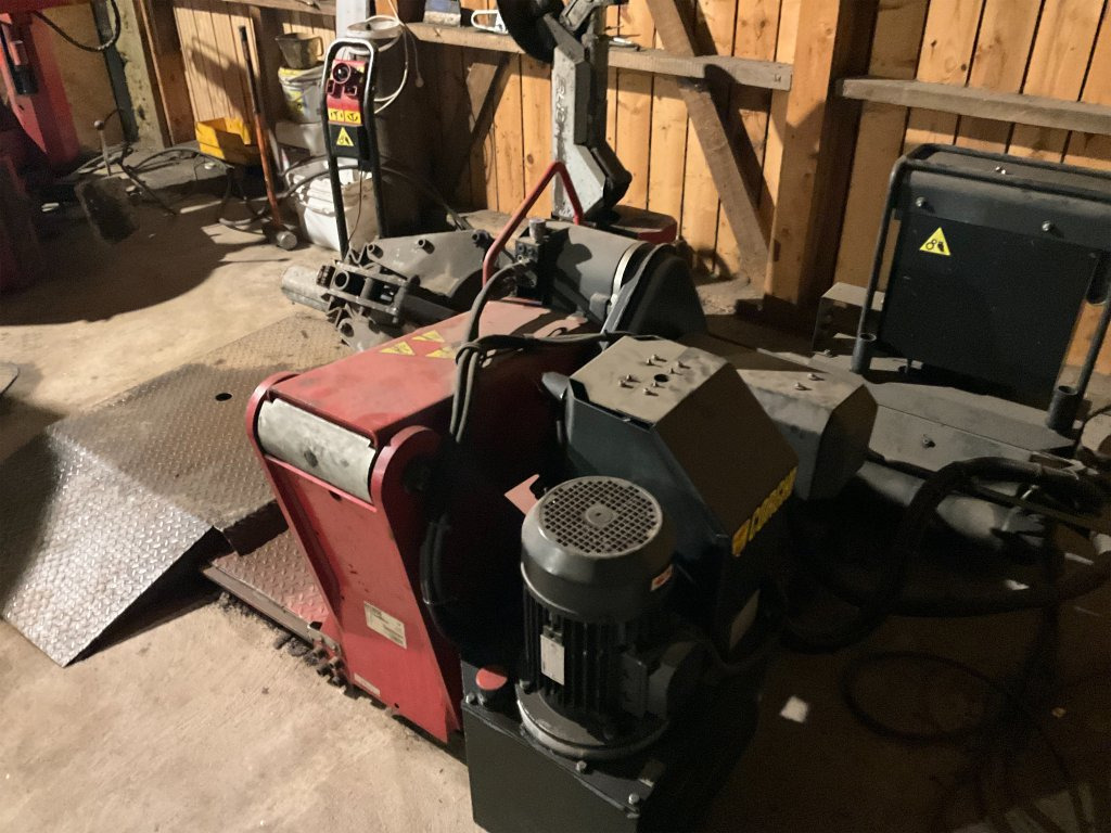 Corghi HD 1400 - Garage & Verkstadsutrustning: bild 2 Corghi HD 1400 - Garage & Verkstadsutrustning: bild 2