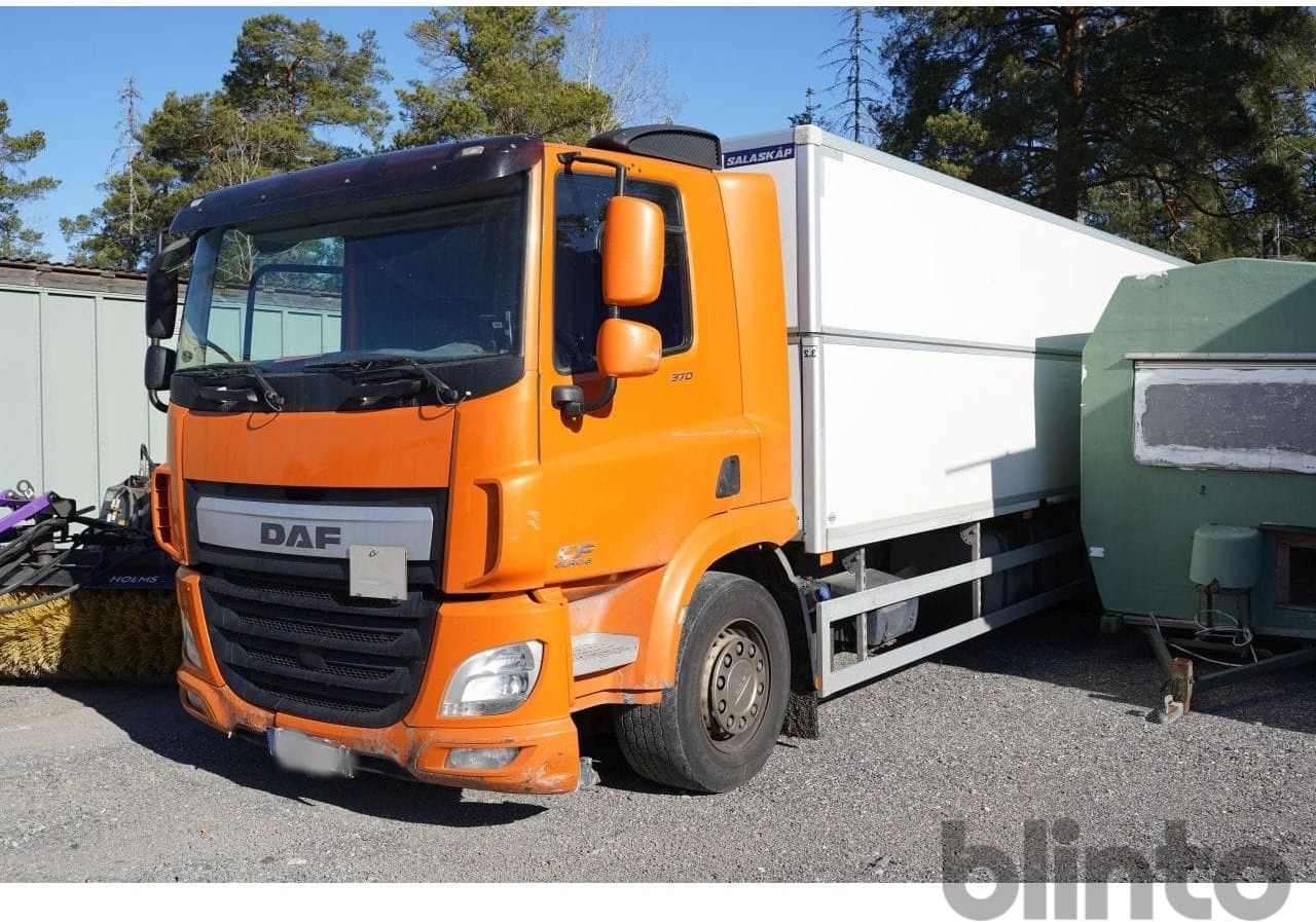DAF CF 370Y / Höj & sänkbart skåp - Lastbil med skåp: bild 1 DAF CF 370Y / Höj & sänkbart skåp - Lastbil med skåp: bild 1
