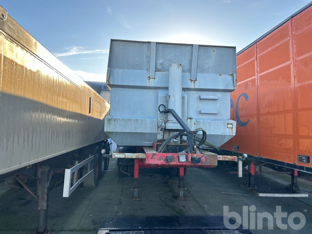 Damm 2DTS42 - Tippsläp: bild 2 Damm 2DTS42 - Tippsläp: bild 2