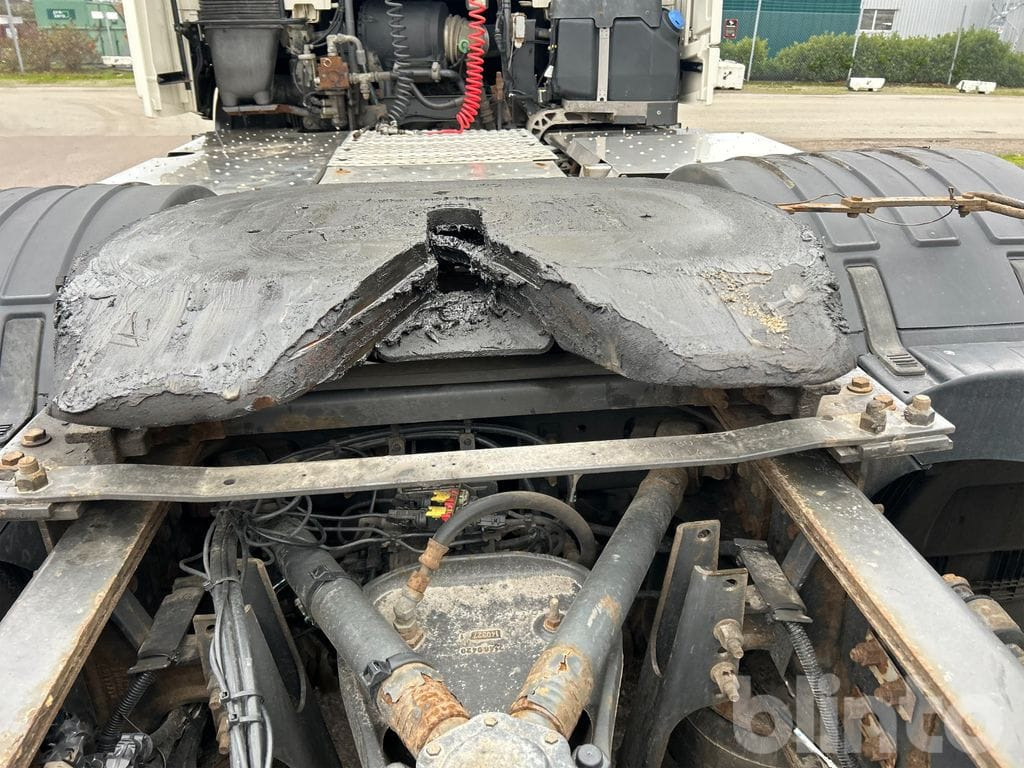 Dragbil VOLVO FH500 6x2: bild 41