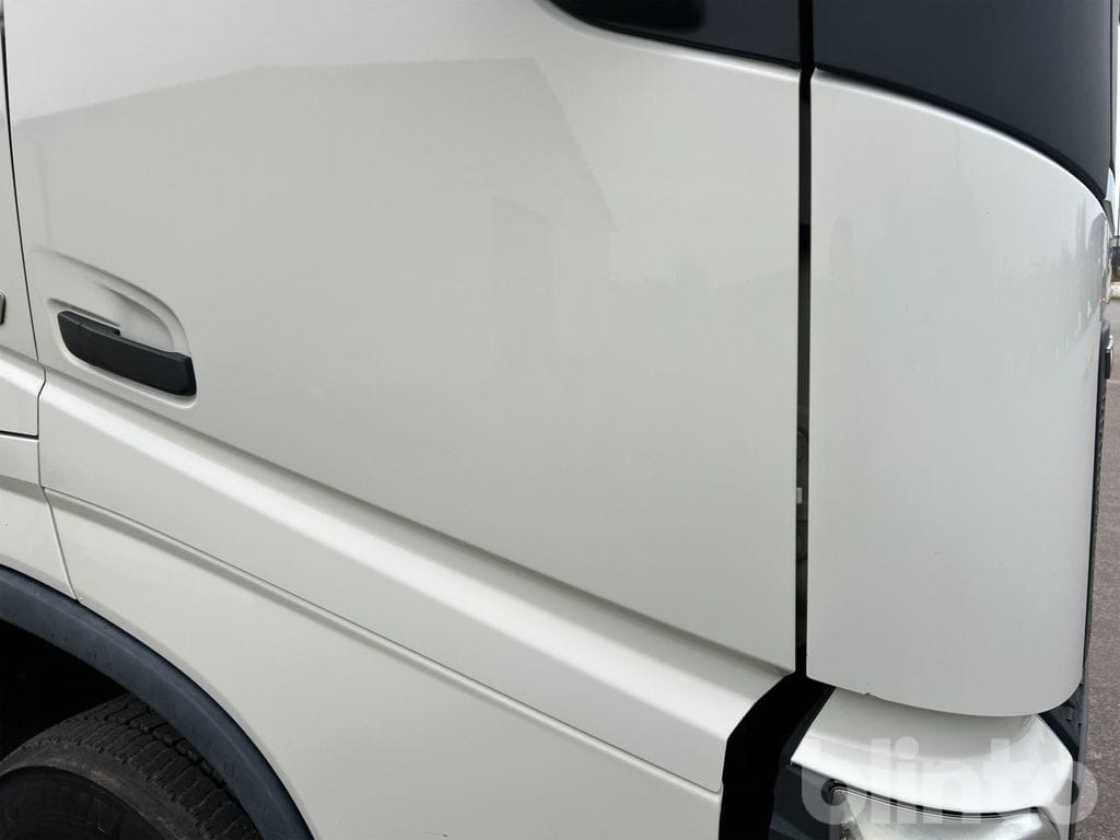 Dragbil VOLVO FH500 6x2: bild 20