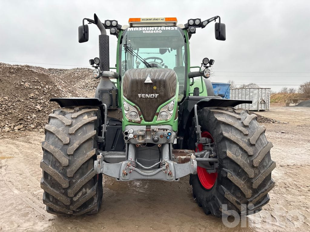 FENDT 724 - Traktor: bild 2 FENDT 724 - Traktor: bild 2