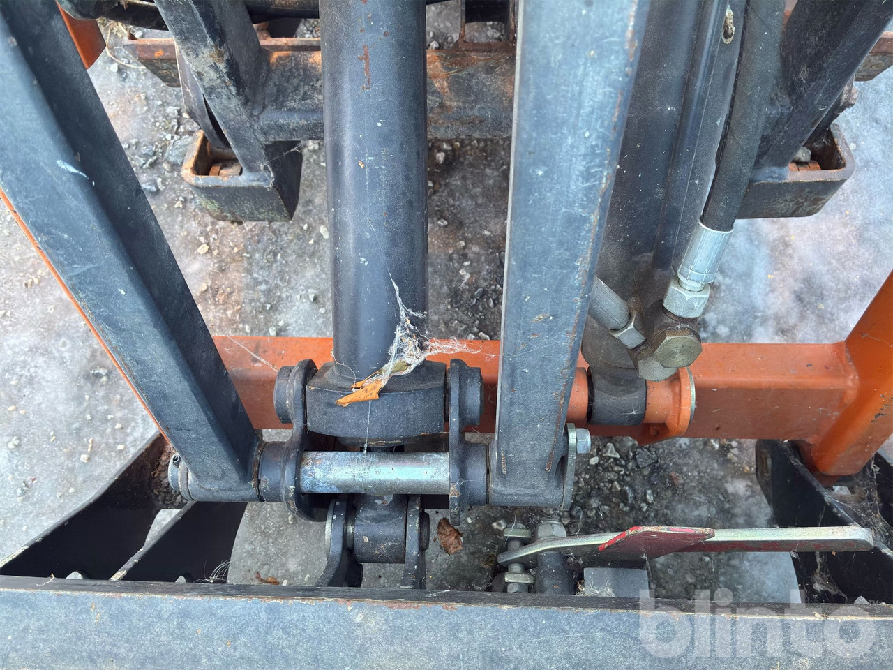 Kommunaltraktor HOLDER C-TRAC 2.42: bild 43 Kommunaltraktor HOLDER C-TRAC 2.42: bild 43