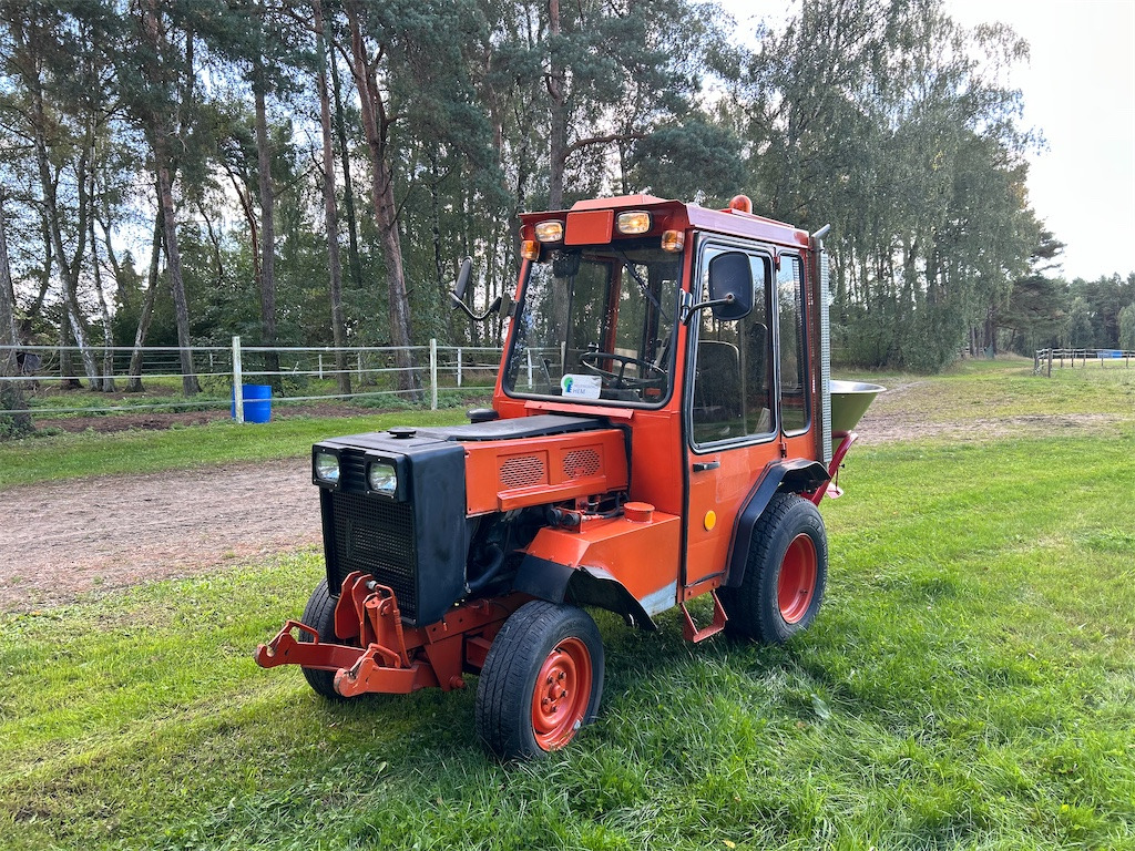 HOLDER P70C-460 - Kommunaltraktor: bild 1 HOLDER P70C-460 - Kommunaltraktor: bild 1